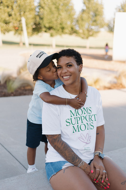 MOMS SUPPORTING MOMS TEE